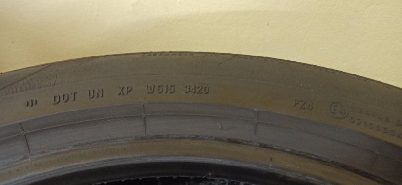 Dvourozměr Pirelli P Zero 275/45 R20 + 305/40 R20 (Použité)