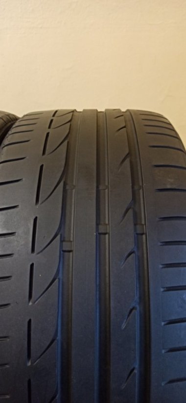 Bridgestone Potenza 225/40 R18 + 245/35 R18 (Použité)
