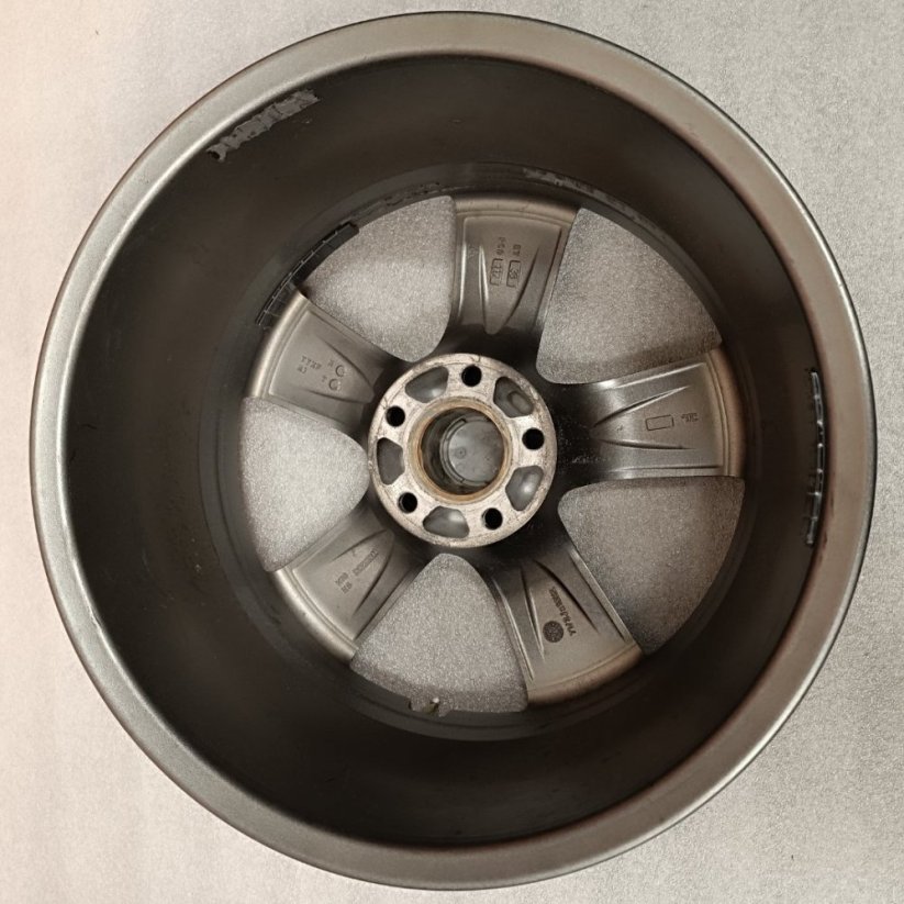 Alu kola Dezent 7,5Jx18 , R18 , 5x112, ET38