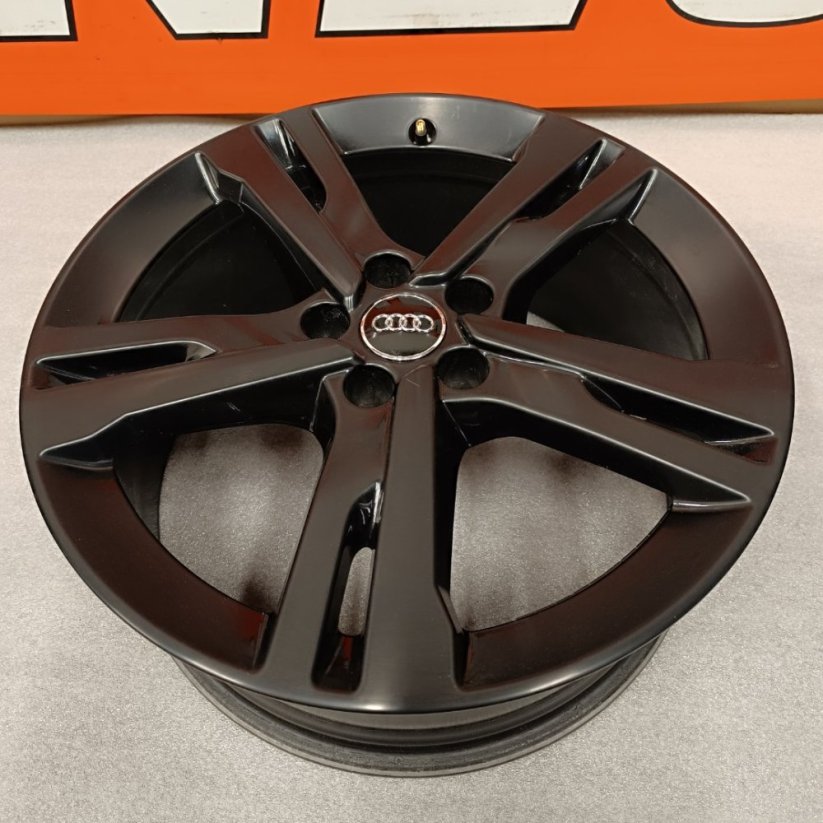 Originální alu kola na Audi A6, S6, 8Jx19'' , ET39