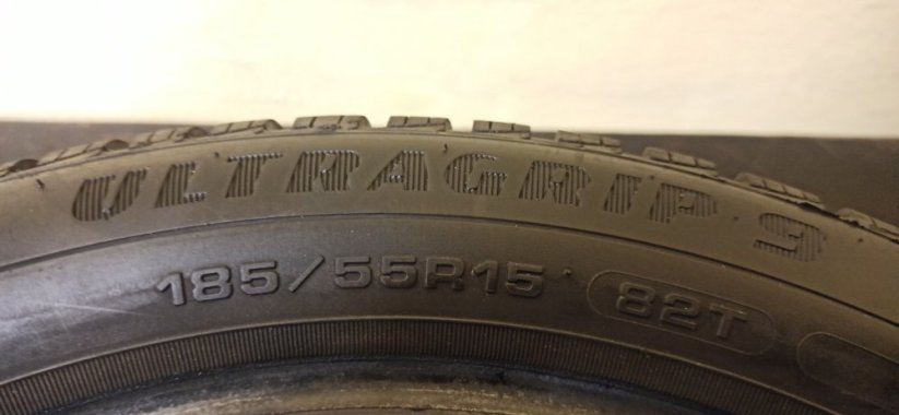 Goodyear Ultragrip 9 185/55 R15 82T 6,5 - 7,5 mm (Použité)