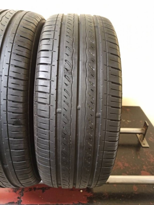 KUMHO 195/55 R16 87H 3,5-4mm (Bazarové)