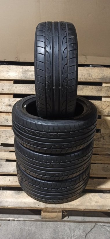 Dunlop 215/45 R16 86H 2x5mm 2x4,5mm (Použité)