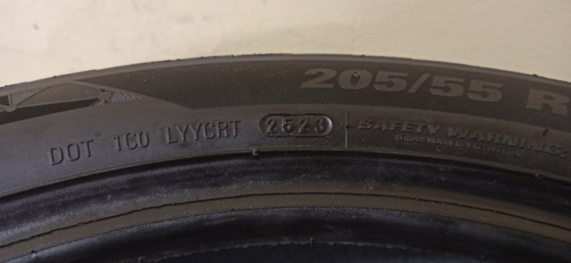 Kumho Solus 4S HA32 SUV 205/55 R19 97V 5 - 5,5 mm (Použité)