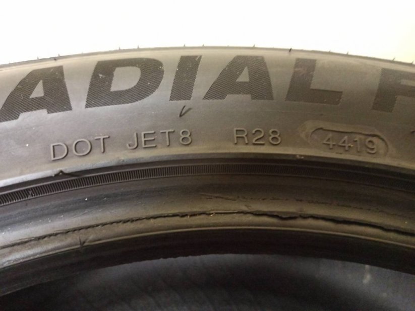 Minerva Radial 245/45 R19 102Y 5-5,5mm (Bazarové)