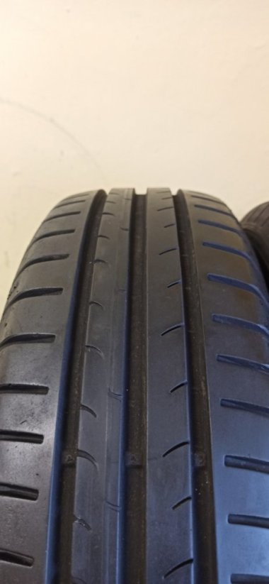 Dunlop Sport Bluresponse 165/65 R15 81H 5,5mm (Použité)
