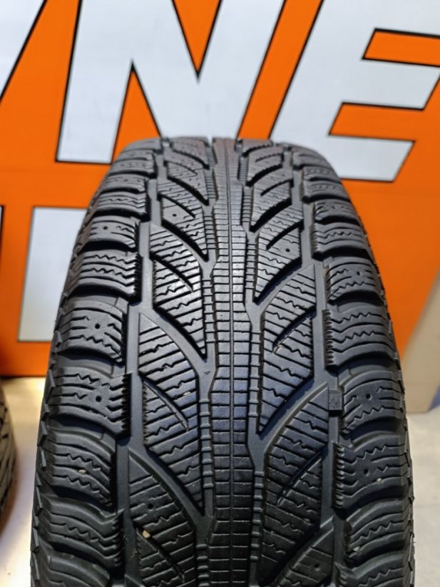 Kola Mazda CX-5, 7x17'' 5x114,3 , ET50, zimní pneu