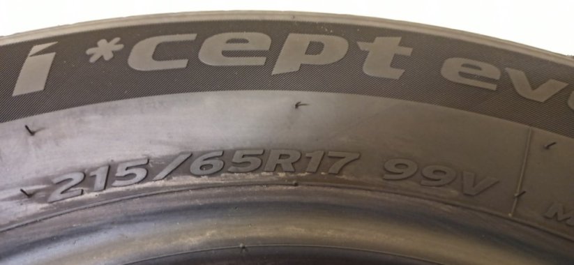 Hankook Winter icept SUV 215/65 R17 99V 5,5 mm (Bazarové)