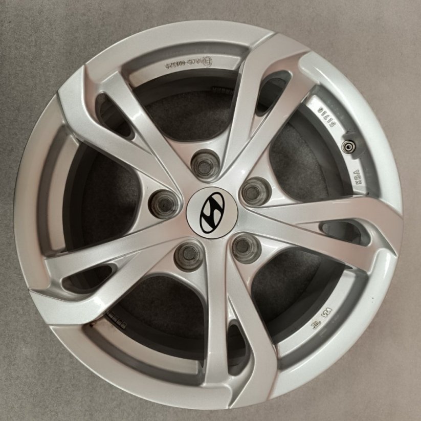 Originální alu kola na Hyundai 6,5Jx16'' , ET45