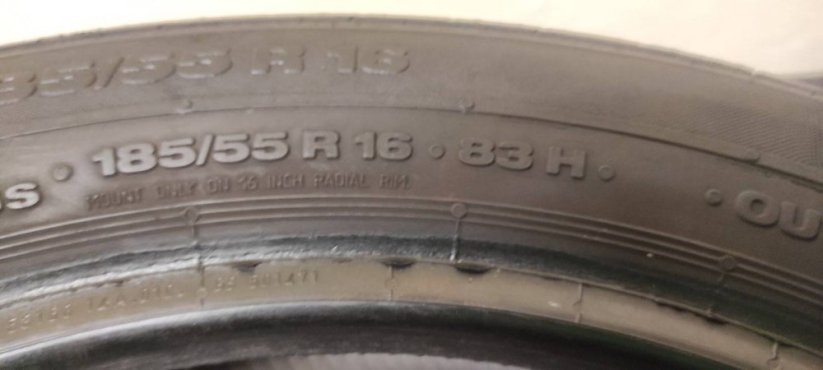 Continental 185/55 R16 83H 5,5mm (Bazarové)