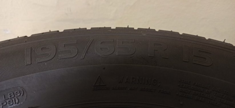 Michelin Energy Saver 195/65 R15 91V 4 - 5 mm (Použité)