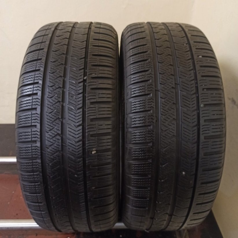 Vredestein Quatrac 5 205/45 R17 88Y 5 - 5,5 mm (Bazarové)