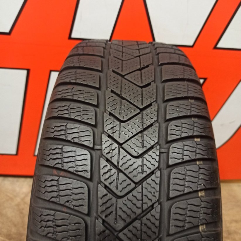 ALU kola Mercedes A,B,CLA ET49 zimní pneu205/55R16