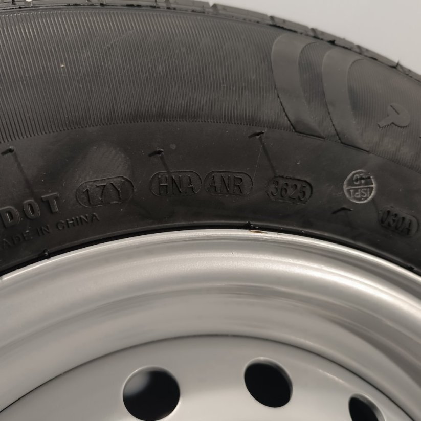 Kompletní kolo pro karavany a přívěsy - pneu KENDA KR101 195/80 R14C + ocelový disk SRW 5,5Jx14" , 5x112 , ET30