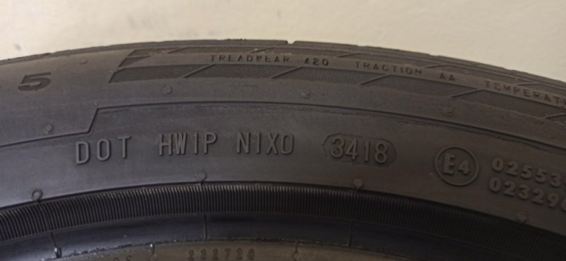 Continental Conti Sport 235/50 R18 101V 5,5 mm (Použité)