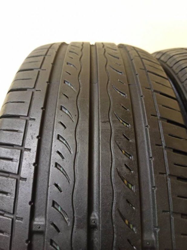 KUMHO 195/55 R16 87H 3,5-4mm (Bazarové)