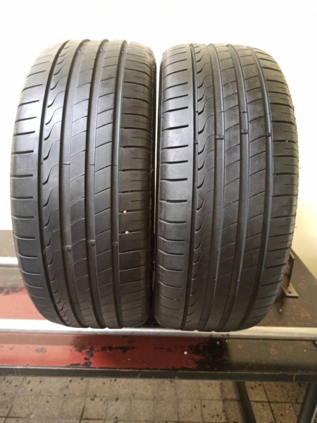 Minerva Radial 245/45 R19 102Y 5-5,5mm (Bazarové)
