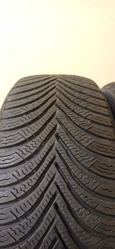 Michelin Alpin 5 205/60 R16 96H 5 - 6 mm (Bazarové)
