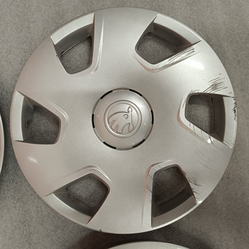 Poklice Škoda Fabia, Rapid 15" (použité)