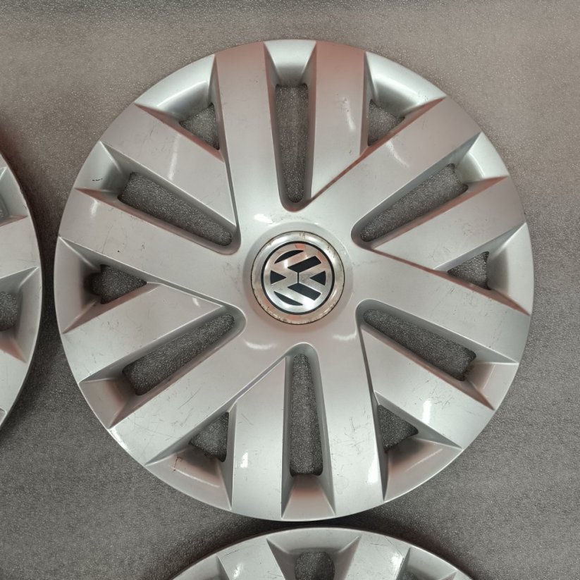 Puklice Volkswagen Polo 15" (bazarové)