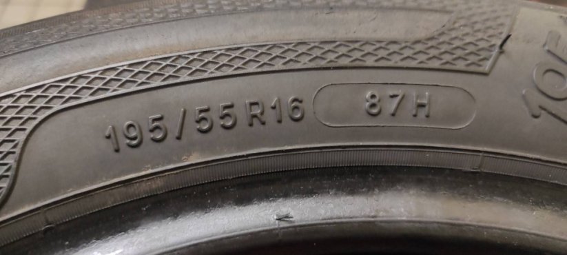 Kleber Dynaxer HP3 195/55 R16 87H 5mm (Bazarové)