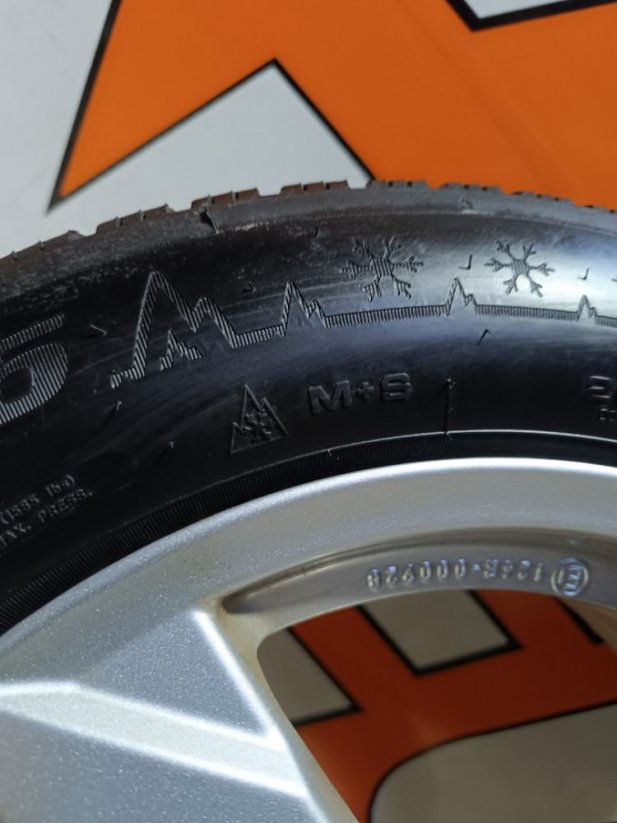Alu kola Rial 6,5x16'' ET33 + zimní pneu 205/60R16