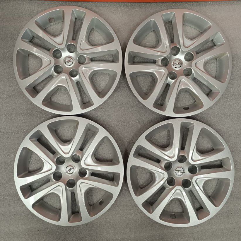 Poklice Opel Astra 16" (použité)