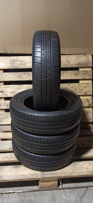 Bridgestone 185/65 R15 88T 4,5mm (Bazarové)