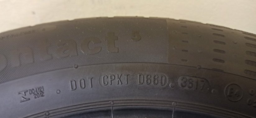 Continental Conti Eco 215/60 R17 96H 4,5 mm (Použité)
