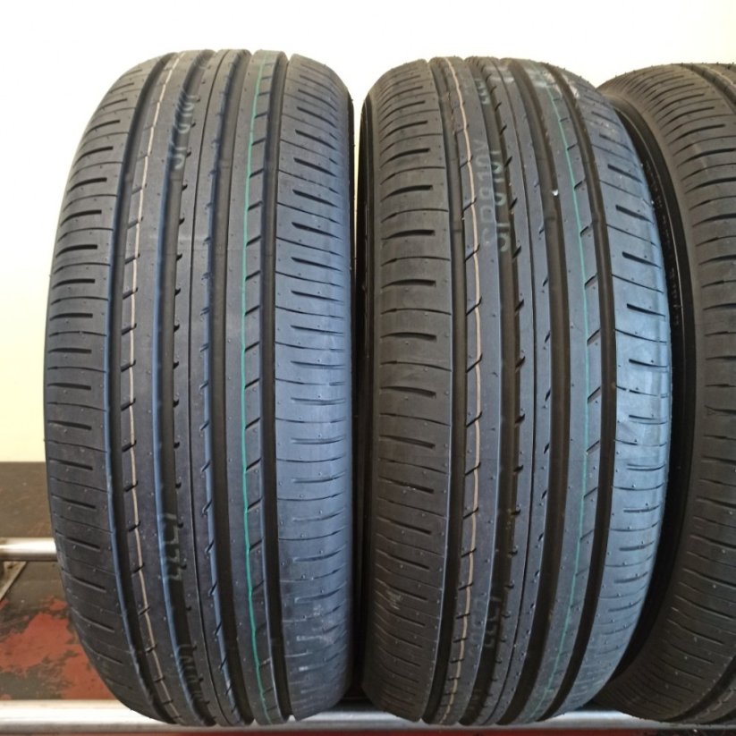 Toyo 215/55 R18 95H 7,5mm TOP STAV NEJETÉ (Bazarové)