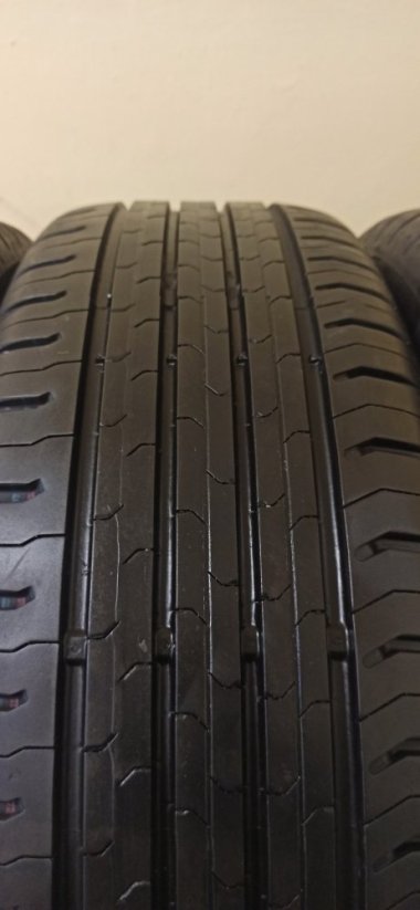 Continental ContiEcoContact 205/60 R16 92H 5-6 mm (Použité)