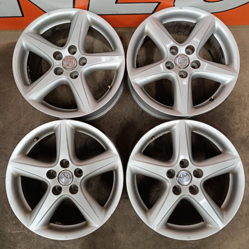Alu kola originál Toyota 7Jx17, 5x114,3 , ET45