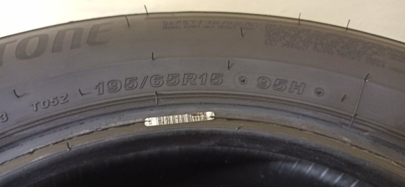 Bridgestone Turanza T005 195/65 R15 95H 5 - 6 mm (Bazarové)