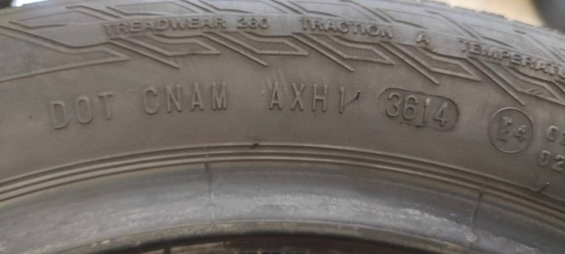 Continental ContiEcoContact 3 175/60 R15 81H 5,5mm (Bazarové)