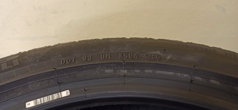 Pirelli Cinturato P7 215/45 R18 89V 7 mm (Bazarové)