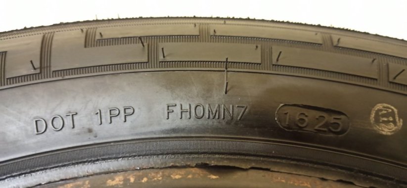 Radar Argonite Alpine 225/55 R17C 109/107T 7,5 mm (Použité)