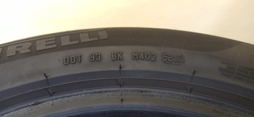 PIRELLI Cinturato P7 RUN FLAT 205/55 R16 5-5,5mm (Bazarové)