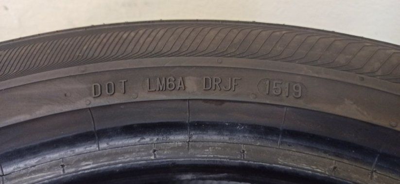 Semperit Speed-Life 215/50 R17 91Y 6,5mm (Použité)