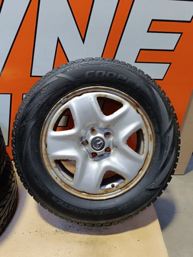 Kola Mazda CX-5, 7x17'' 5x114,3 , ET50, zimní pneu