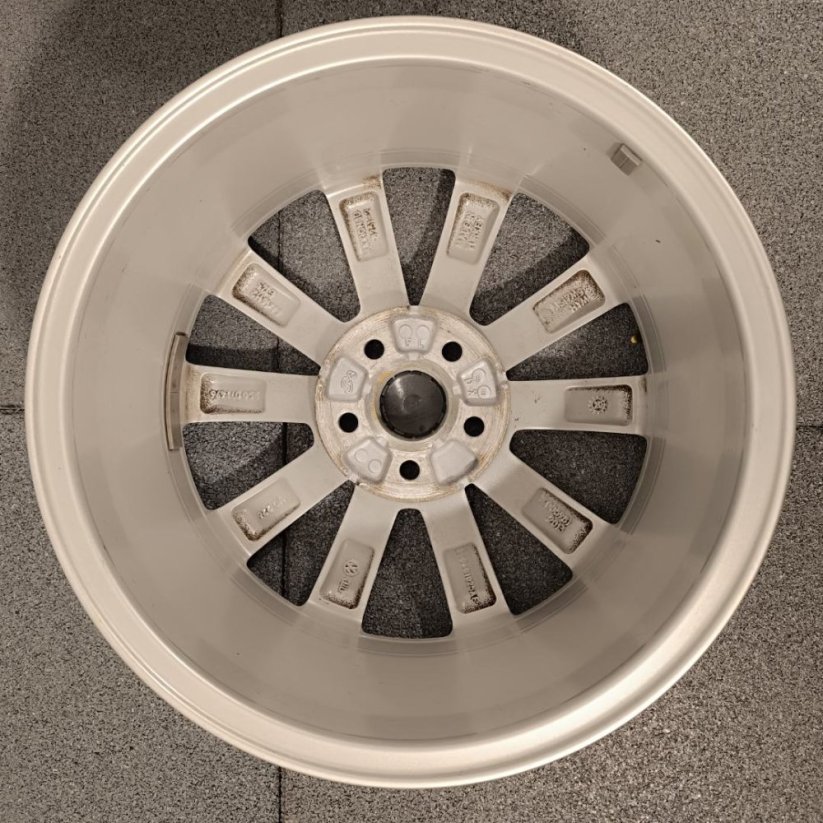 Originální alu kola Volkswagen/Škoda 6Jx16'' 5x100
