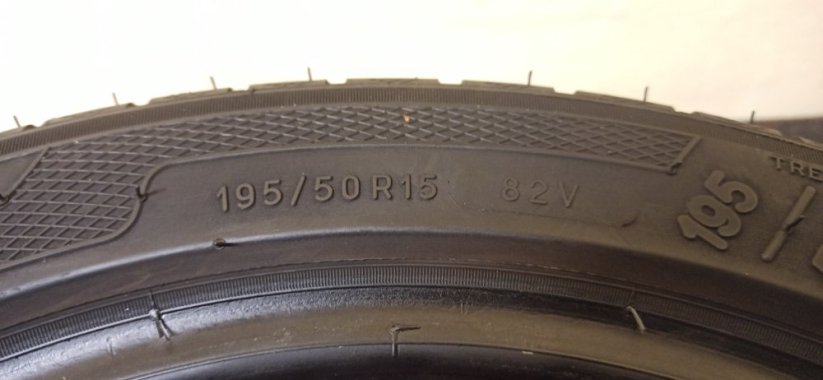 Kleber Dynaxer 195/50 R15 82V 5,5-6,5mm (Použité)