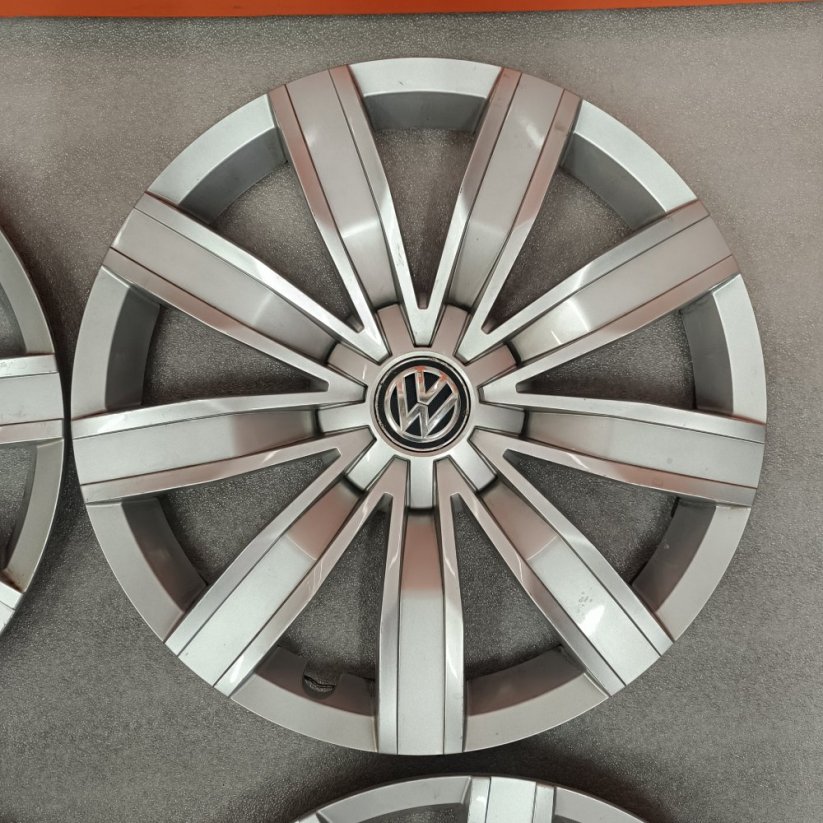 Puklice Volkswagen Tiguan 17" (bazarové)