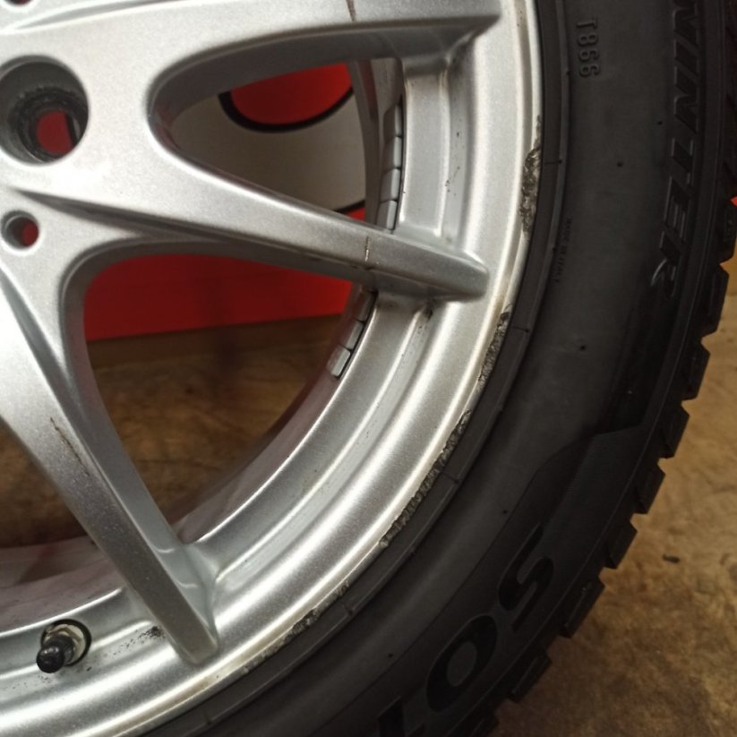 ALU kola Mercedes A,B,CLA ET49 zimní pneu205/55R16