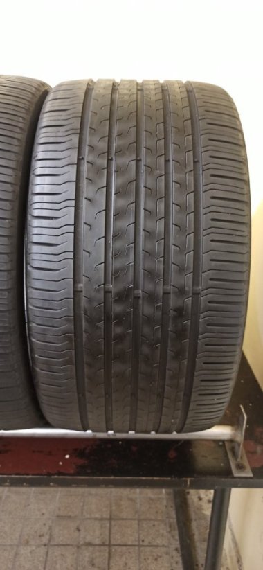 Continental Eco Contact 6 315/30 R22 107Y 5,5 mm (Použité)