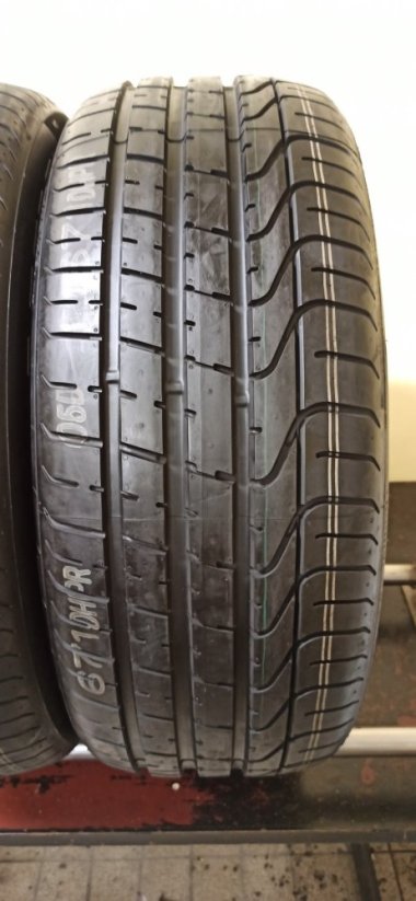 Pirelli 235/50 R19 99W 7-8mm