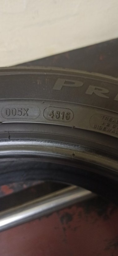 Michelin 205/55 R17 91W 4mm (Bazarové)
