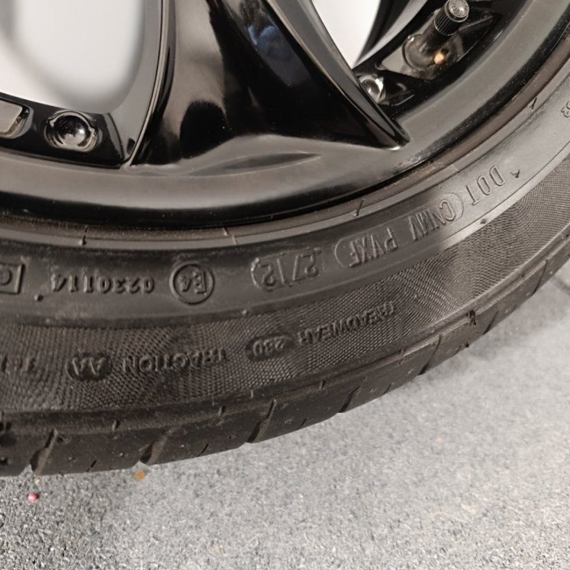 Dvourozměrná kola Keskin na Smart Fortwo 3x112 15"