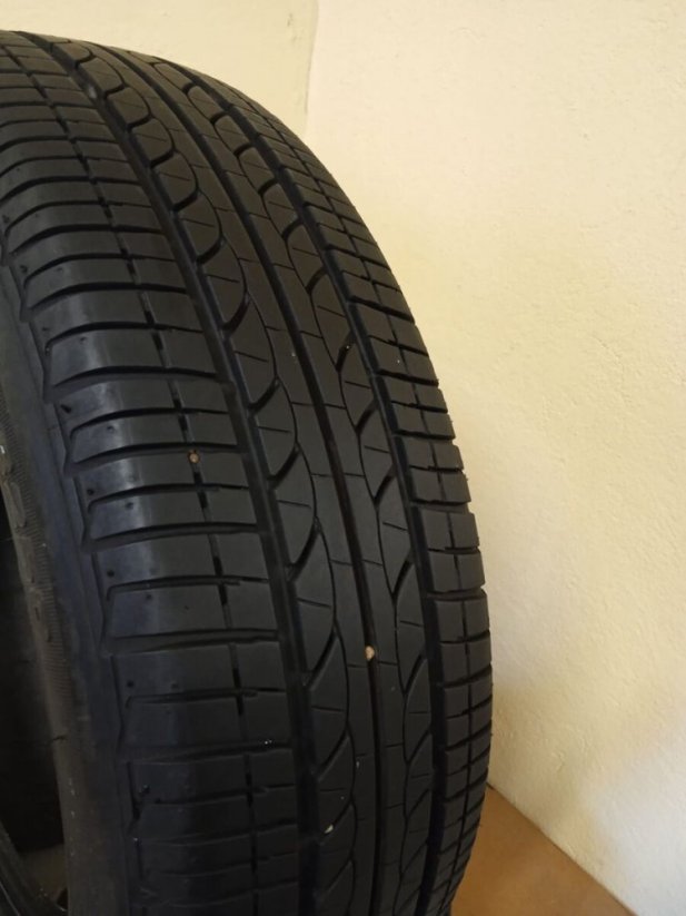 Letní pneu Bridgestone 175/60/15 6-6,5mm (Bazarové)