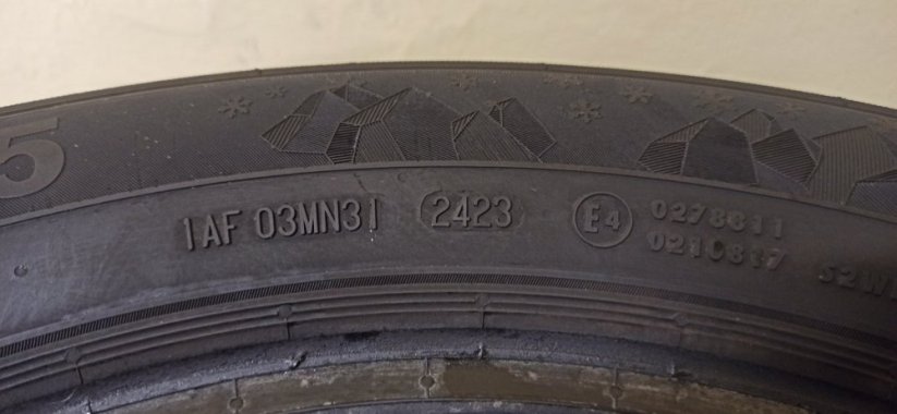 Semperit Speed-Grip 5 205/60 R16 92H 7,5 mm (Bazarové)