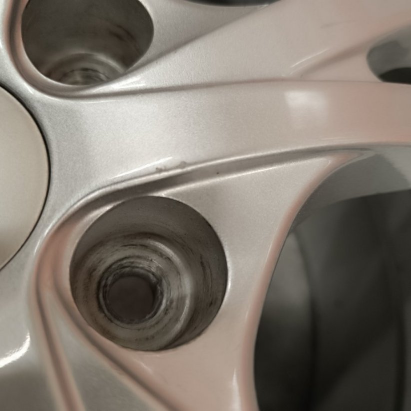 Originální alu kola na Hyundai 6,5Jx16'' , ET45